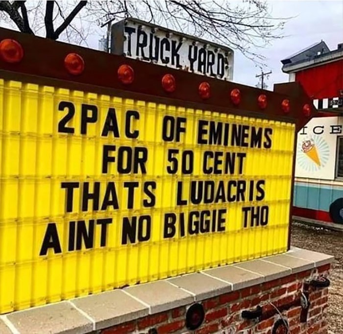 2 pac.jpg