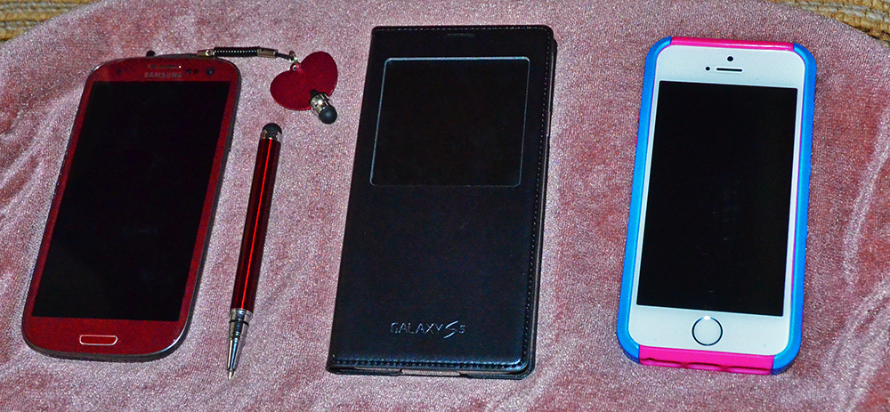 3phones-800.jpg