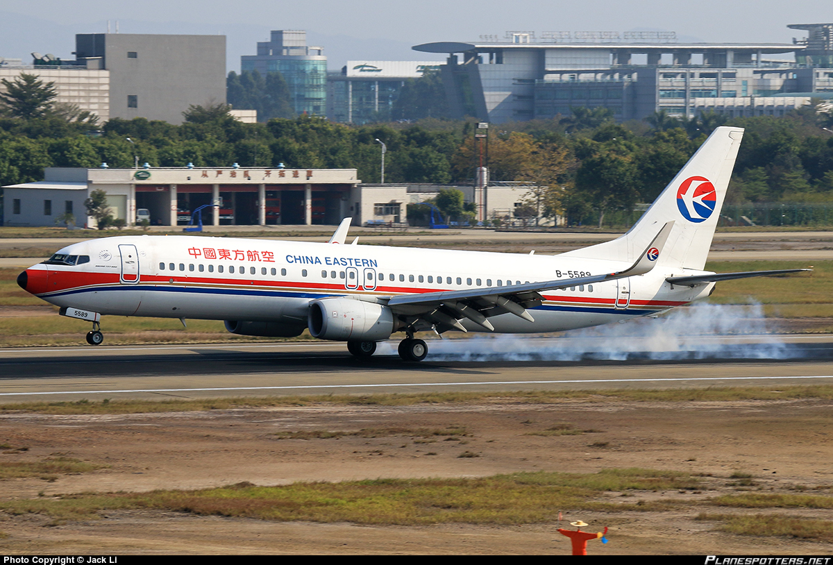 B-5589-China-Eastern-Airlines-Boeing-737-800_PlanespottersNet_579955.jpg