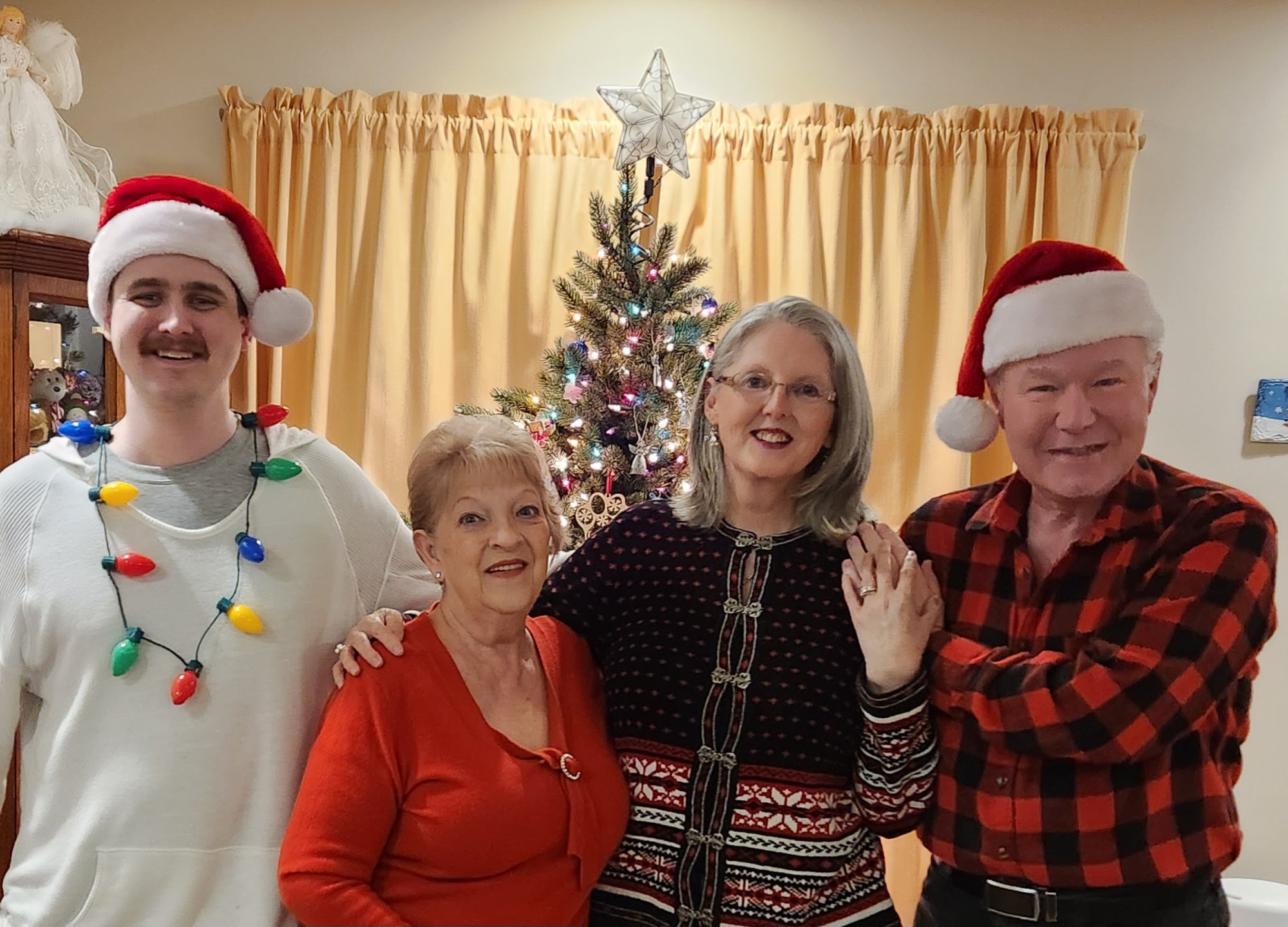 Christmas2022.jpg