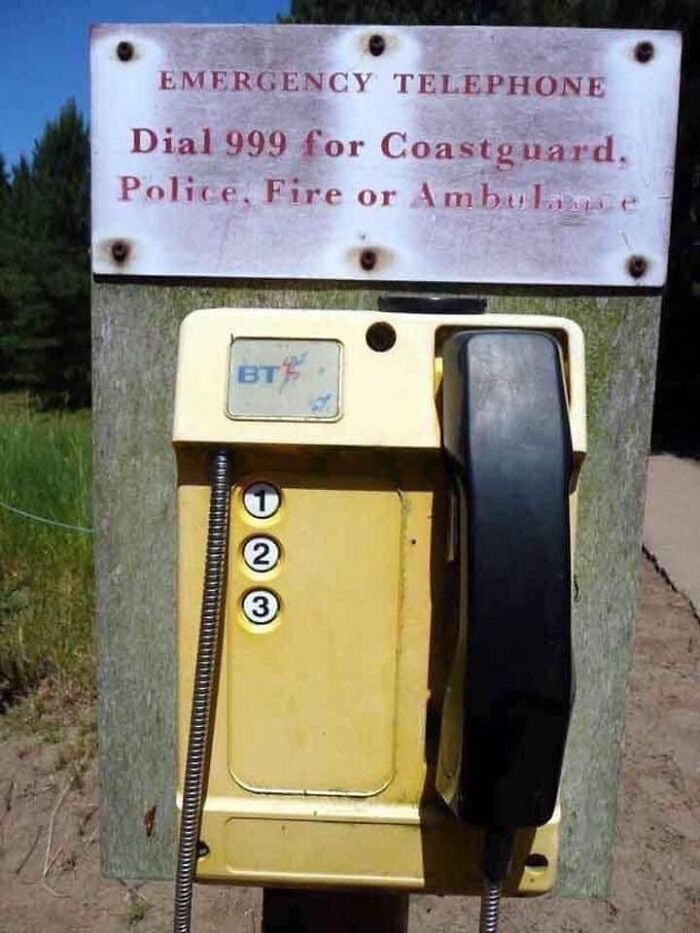 dial 999.jpg