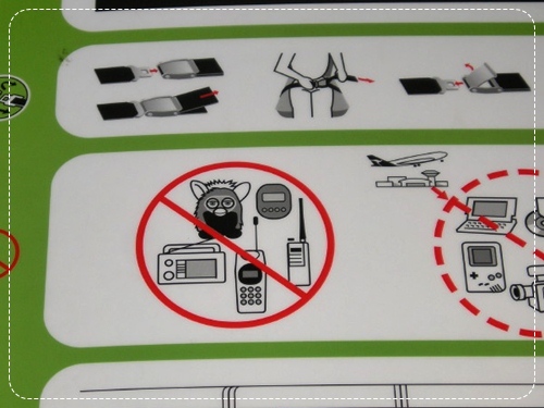 furby-banned-qantas-plane-on-board-airline-thailand-prohibit.jpg