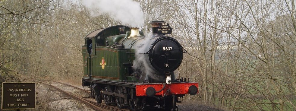 gwr-5637-steaming.JPG