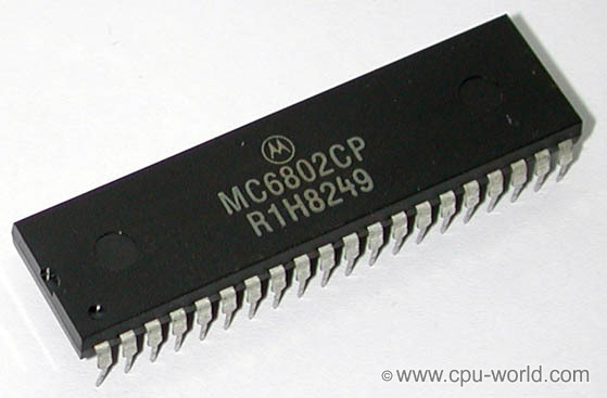 L_Motorola-MC6802CP.jpg