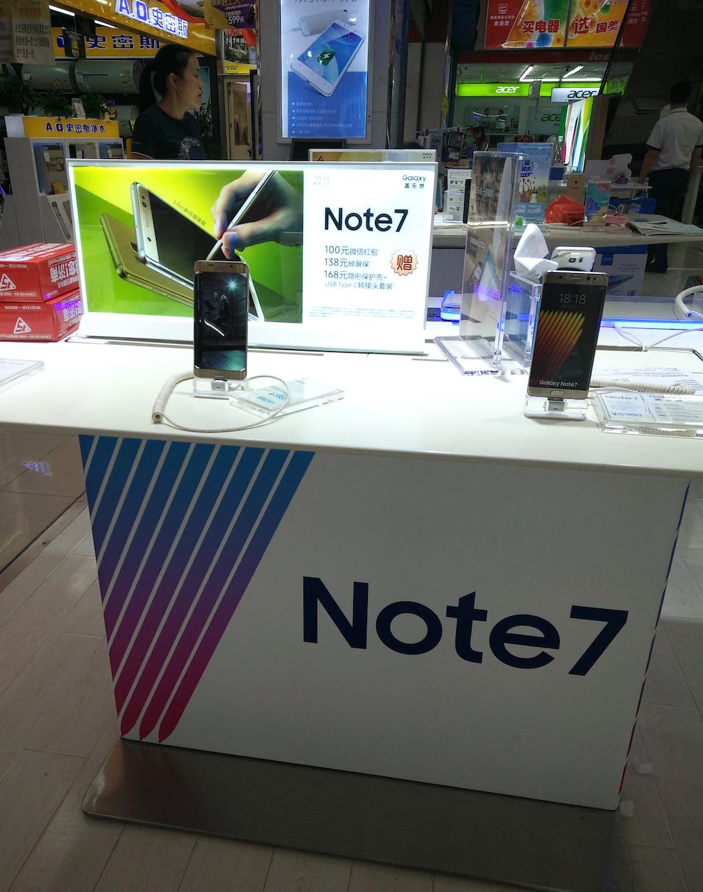note7stand.jpg