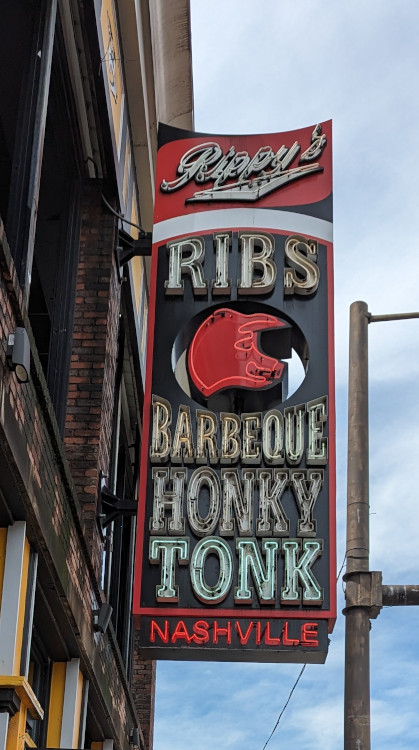 ribs2.jpg