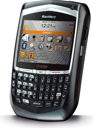 rim_blackberry_8700f1.jpg