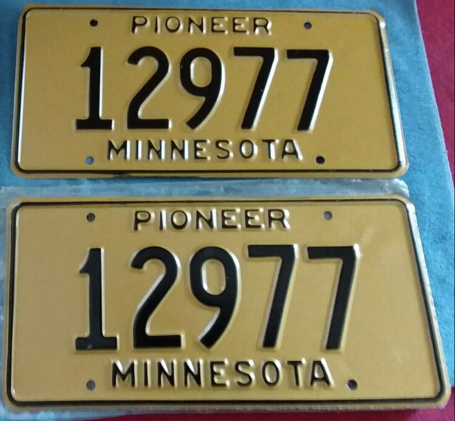 Screenshot 2024-03-22 at 16-19-53 VINTAGE SET OF 2 MINNESOTA PIONEER LICENSE PLATES # 12977 GO...png