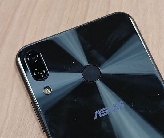 zenfone5.jpg